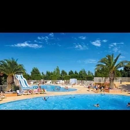 Les Salins De La Gardiole Camping *