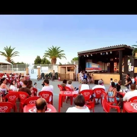 Les Salins De La Gardiole Camping *
